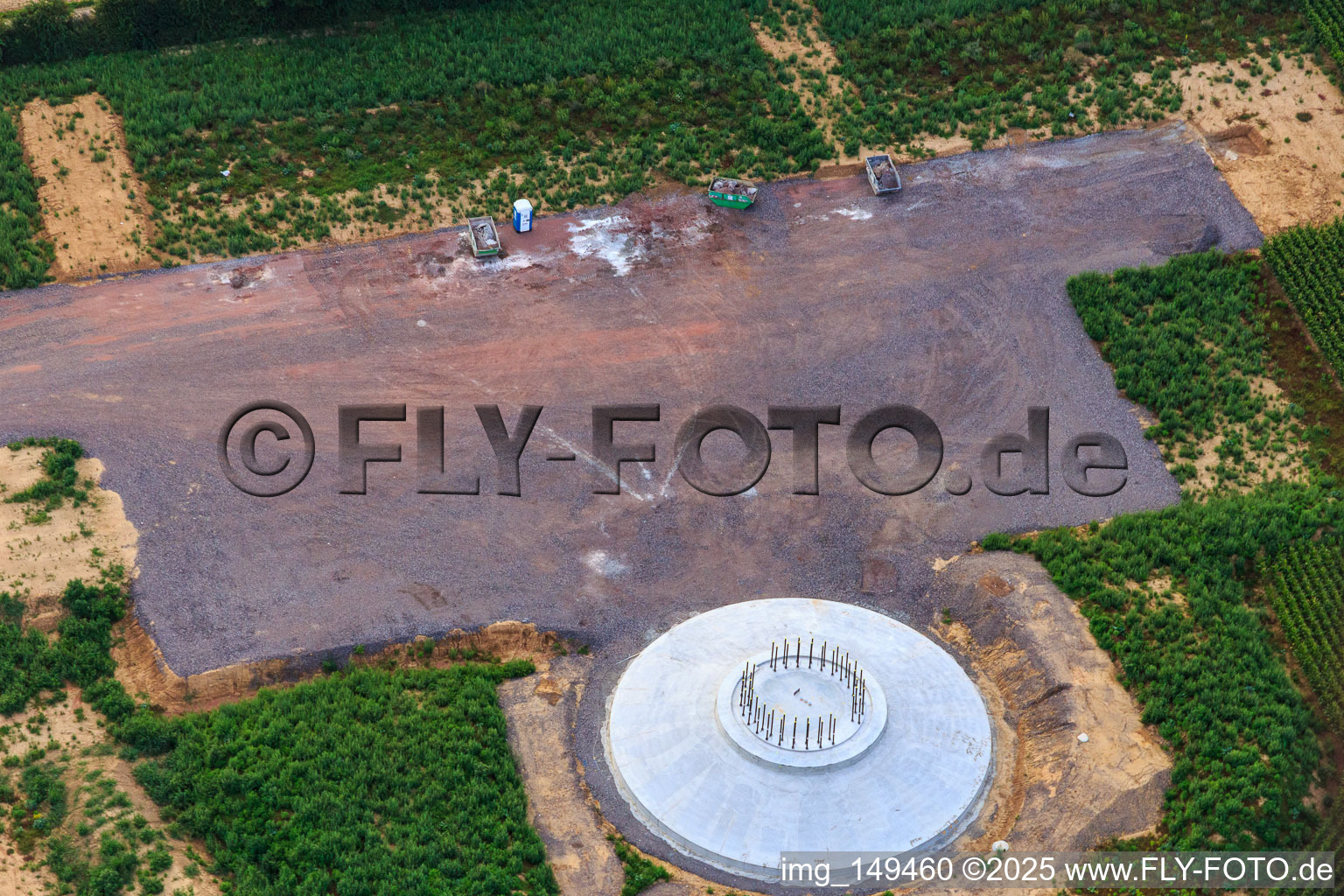 Vue aérienne de Fondation pour une nouvelle éolienne destinée à la modernisation du parc éolien Minfeld à Minfeld dans le département Rhénanie-Palatinat, Allemagne