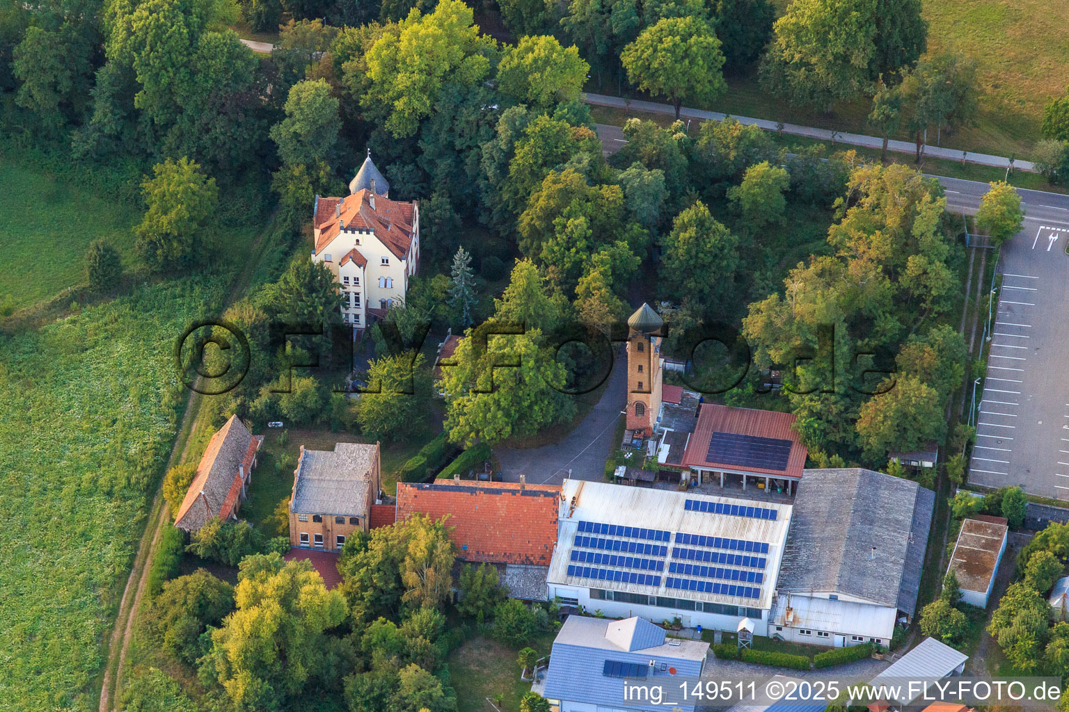 Vue aérienne de Fortmühlstraße avec Ernst Schmitt GmbH à Bellheim dans le département Rhénanie-Palatinat, Allemagne