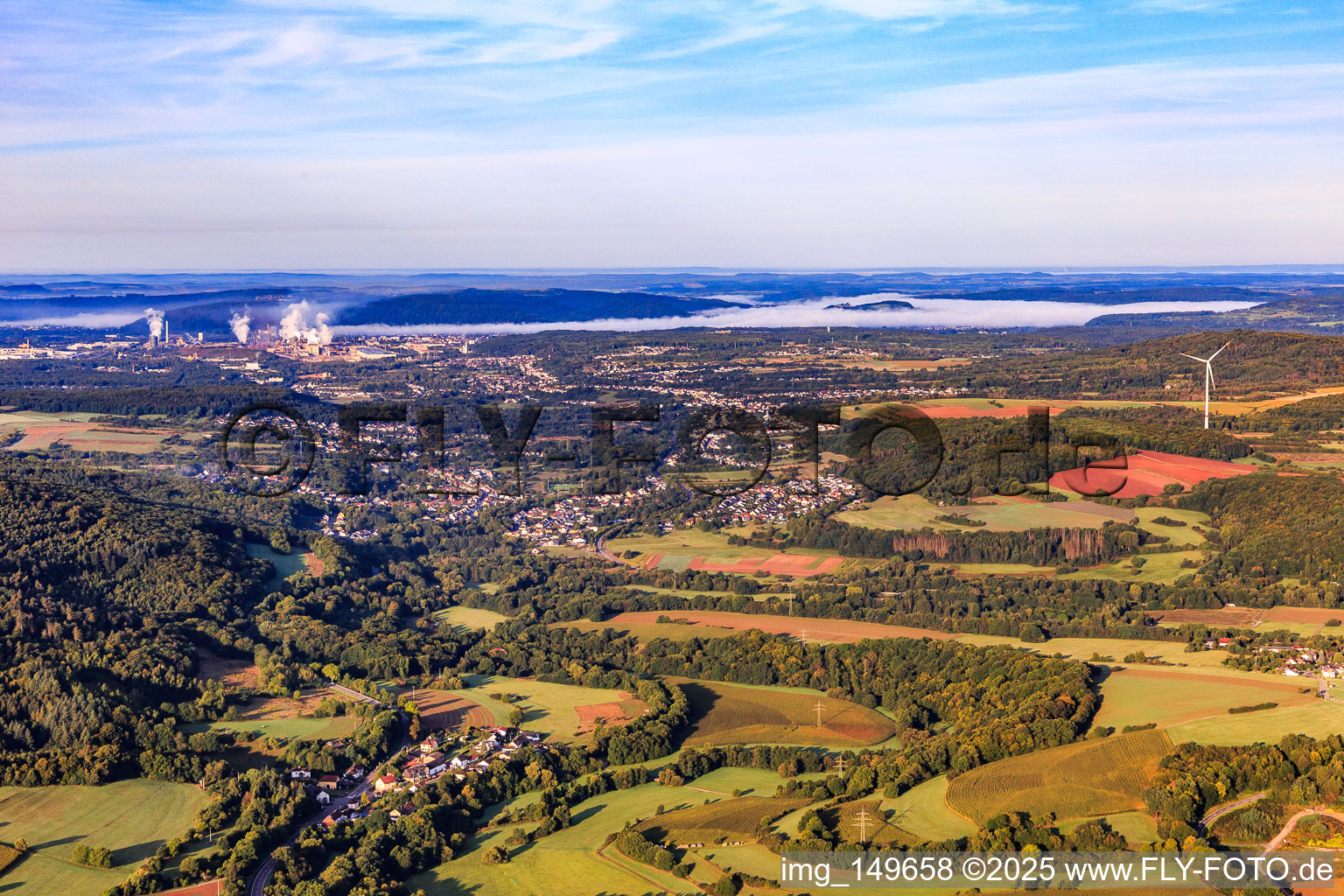 Vue aérienne de De l'est à le quartier Hüttersdorf in Schmelz dans le département Sarre, Allemagne