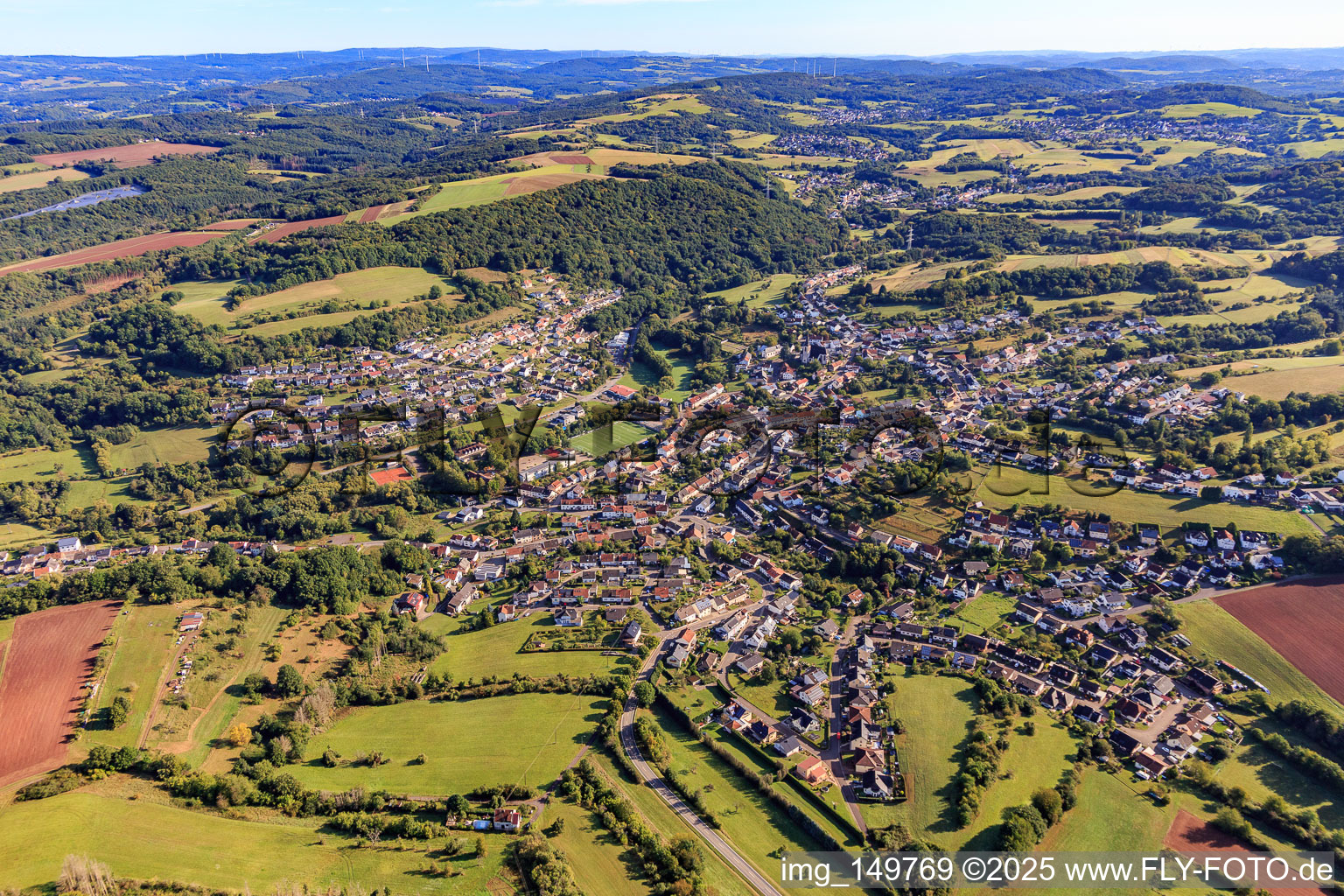 Vue aérienne de Du sud-ouest à le quartier Limbach in Schmelz dans le département Sarre, Allemagne
