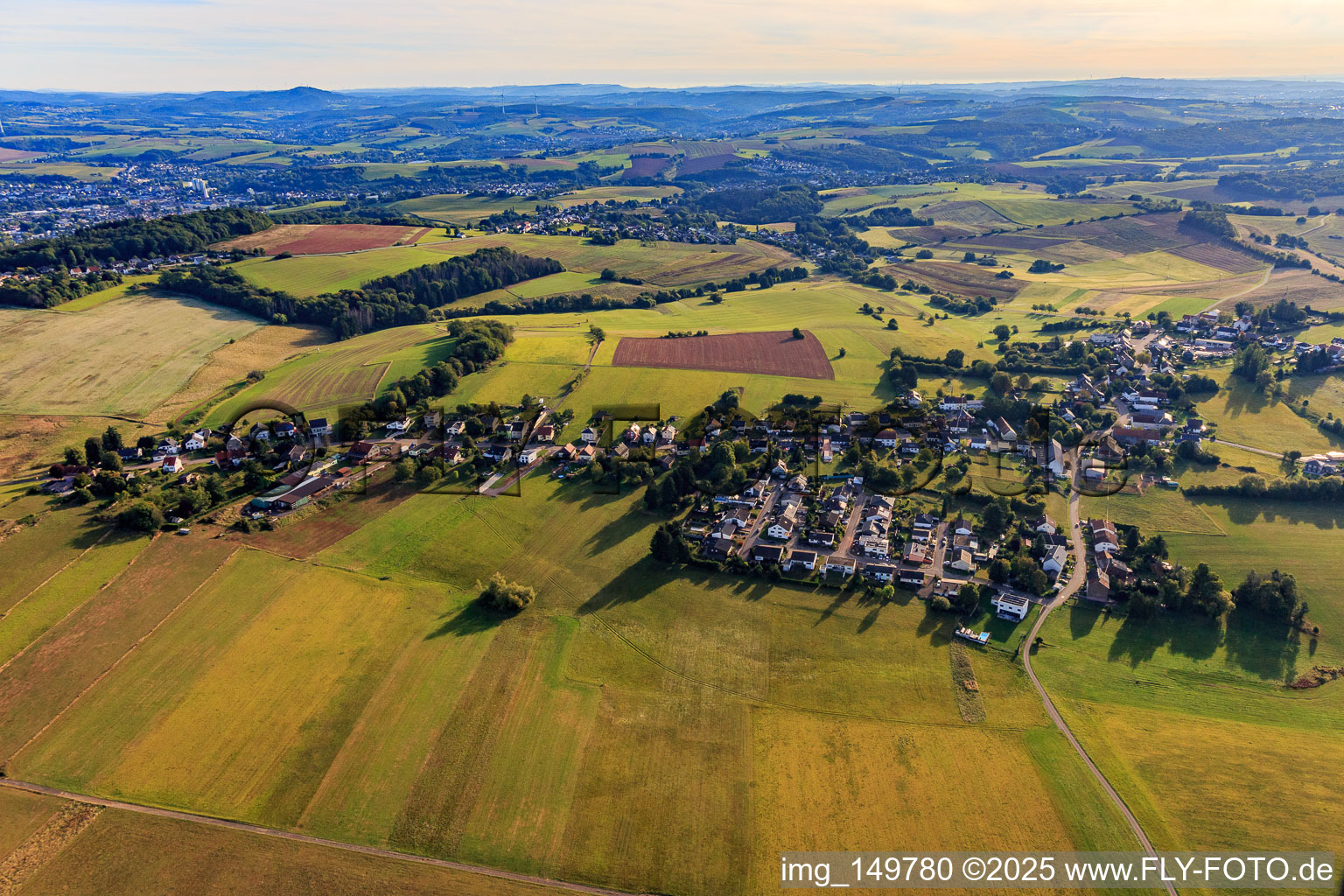 Vue aérienne de De l'ouest à le quartier Falscheid in Lebach dans le département Sarre, Allemagne
