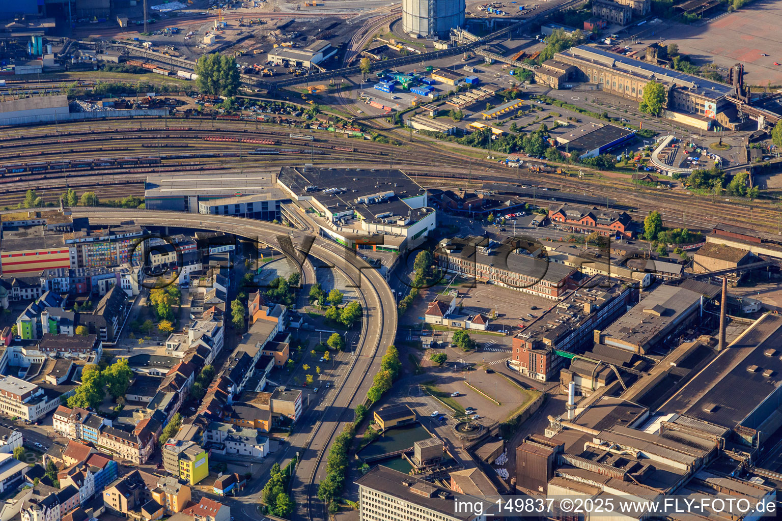 Vue aérienne de GLOBE Völklingen à Völklingen dans le département Sarre, Allemagne