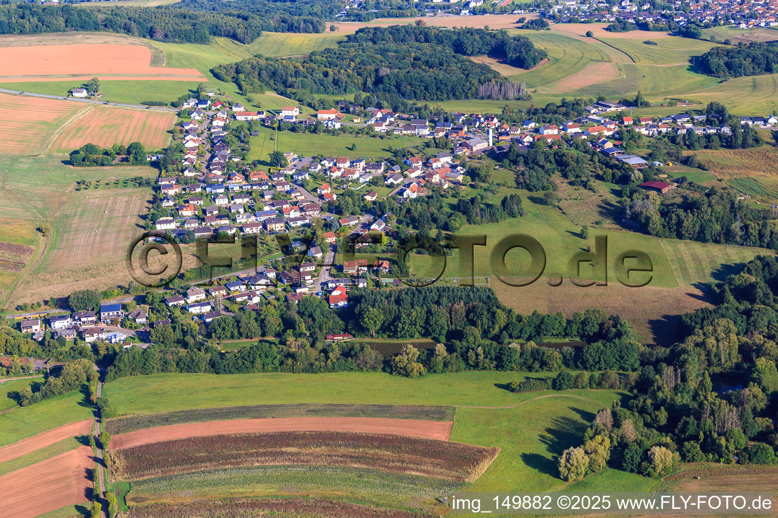 Vue aérienne de Du sud à le quartier Eidenborn in Lebach dans le département Sarre, Allemagne