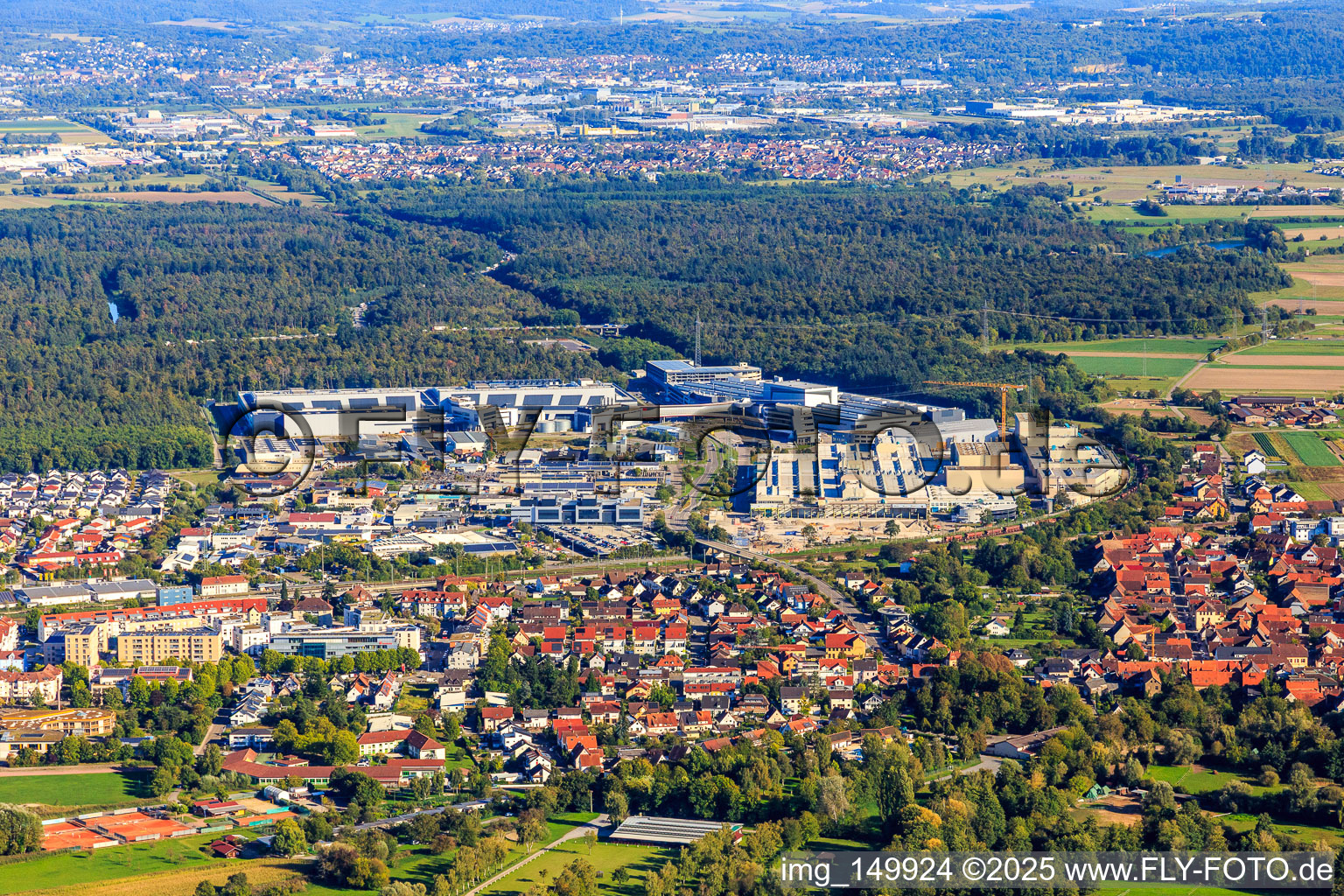 Vue aérienne de Locaux de l'usine de SEW-EURODRIVE GmbH & Co KG à le quartier Graben in Graben-Neudorf dans le département Bade-Wurtemberg, Allemagne