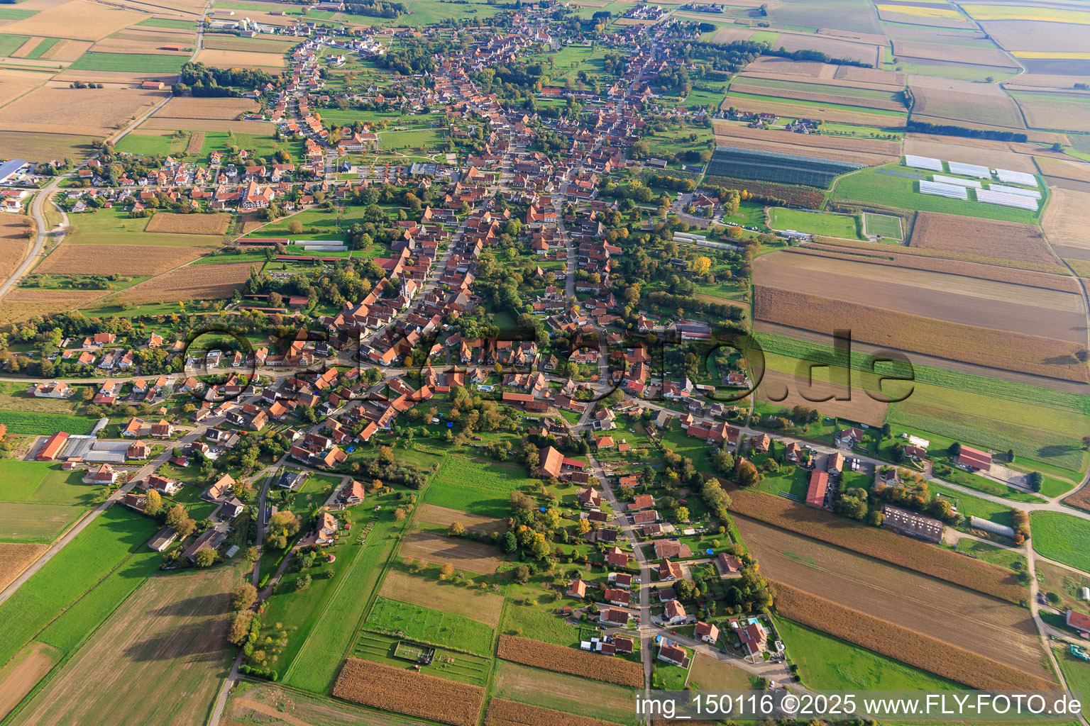 Vue aérienne de Du nord à Seebach dans le département Bas Rhin, France