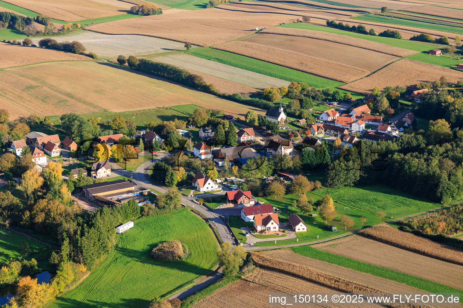 Vue aérienne de District de Niederseebach à Seebach dans le département Bas Rhin, France
