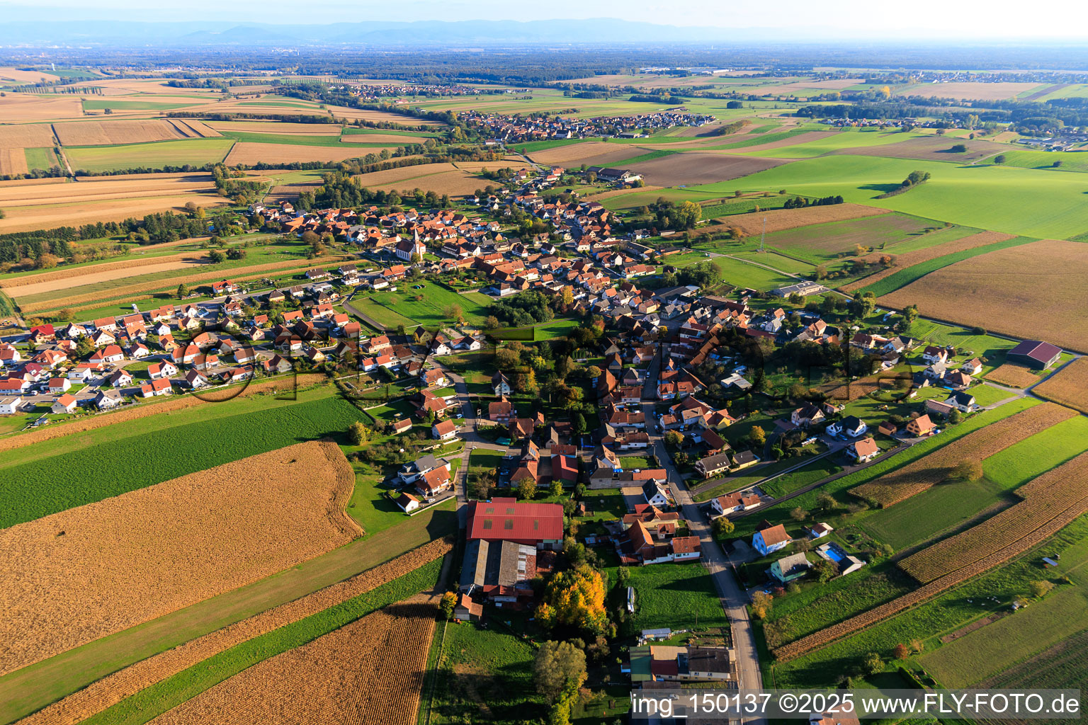 Vue aérienne de Du nord à Aschbach dans le département Bas Rhin, France