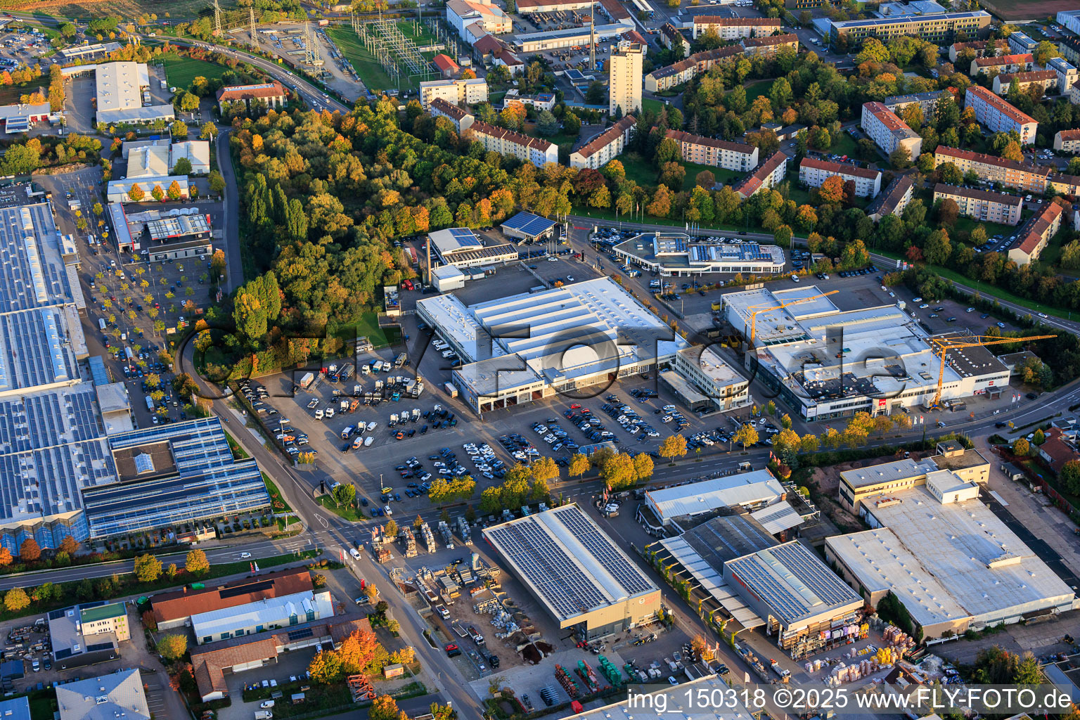 Vue aérienne de Succursale Mercedes-Benz de Landau à Landau in der Pfalz dans le département Rhénanie-Palatinat, Allemagne