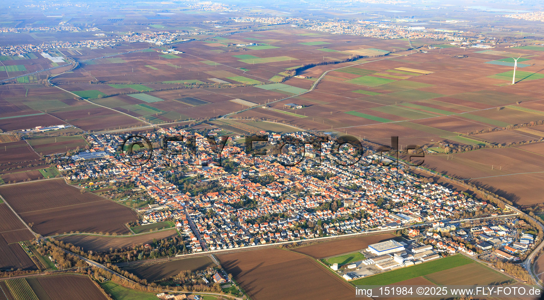 Vue aérienne de Du sud à le quartier Böhl in Böhl-Iggelheim dans le département Rhénanie-Palatinat, Allemagne