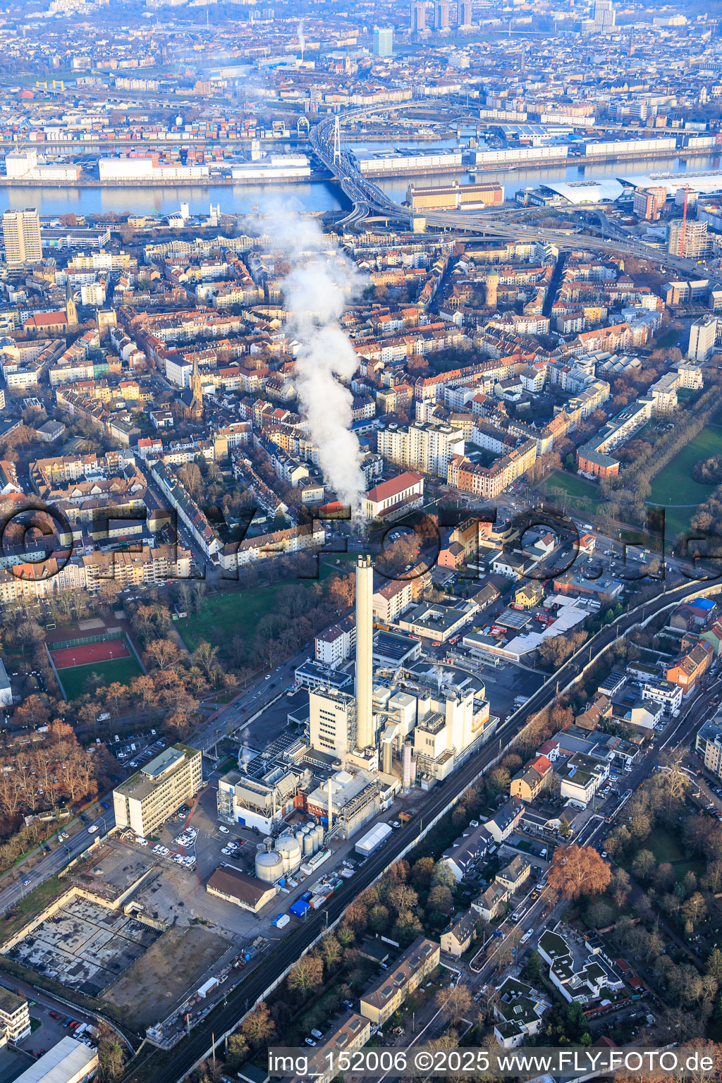 Photographie aérienne de GML – Gemeinschafts-Müllheizkraftwerk Ludwigshafen GmbH à le quartier Hemshof in Ludwigshafen am Rhein dans le département Rhénanie-Palatinat, Allemagne