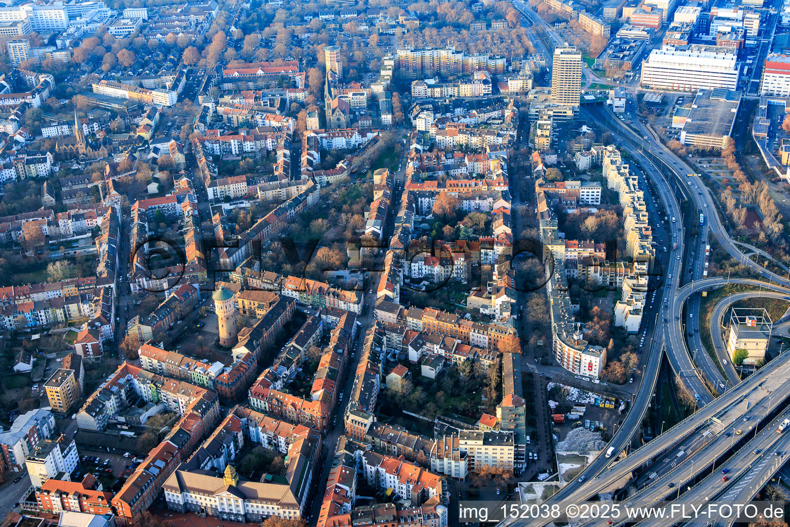 Vue aérienne de Prinzregentenstraße et Hartmannstraße à le quartier Hemshof in Ludwigshafen am Rhein dans le département Rhénanie-Palatinat, Allemagne