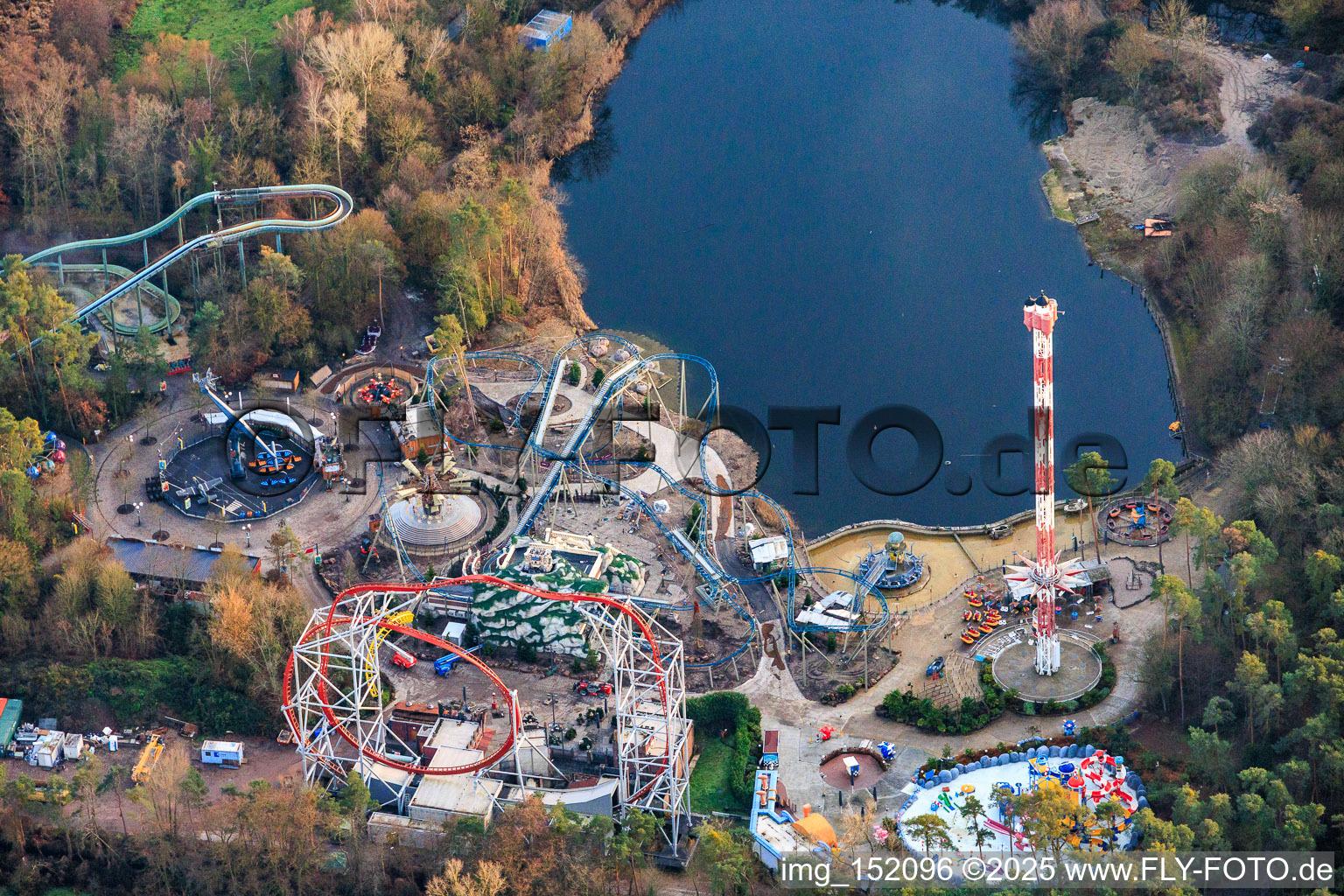 Vue aérienne de Phare de Plopsaland, Allemagne à Haßloch dans le département Rhénanie-Palatinat, Allemagne