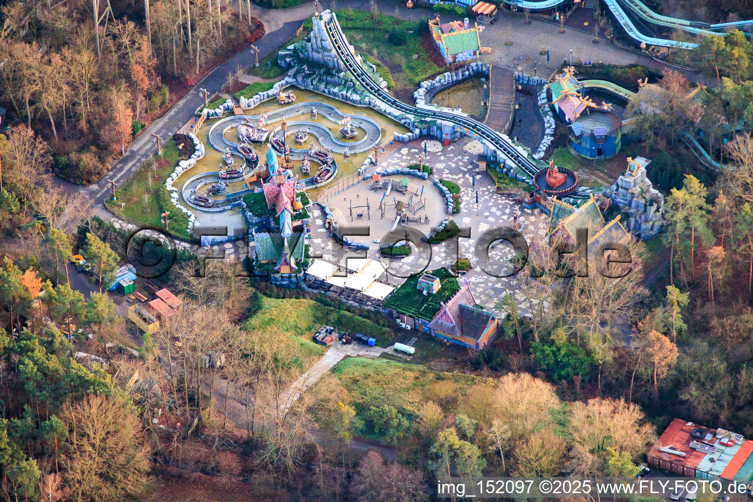 Vue aérienne de Wickieland à Plopsaland Allemagne à Haßloch dans le département Rhénanie-Palatinat, Allemagne
