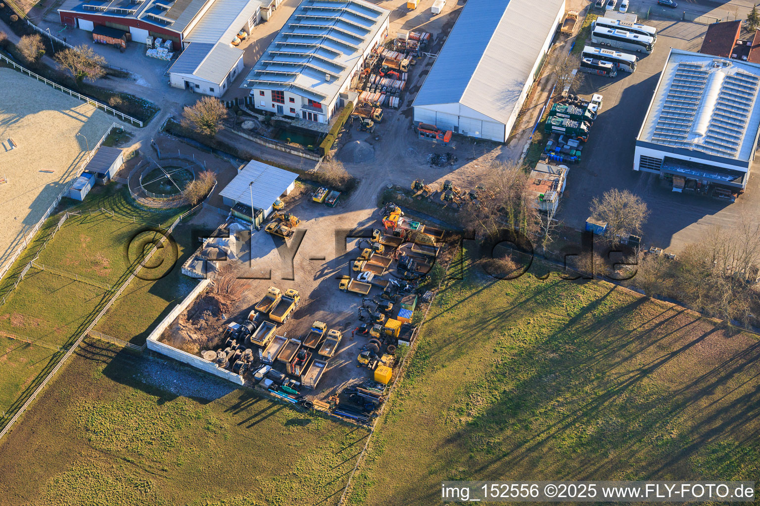 Vue aérienne de REGAB GmbH Génie civil à Wörth am Rhein dans le département Rhénanie-Palatinat, Allemagne