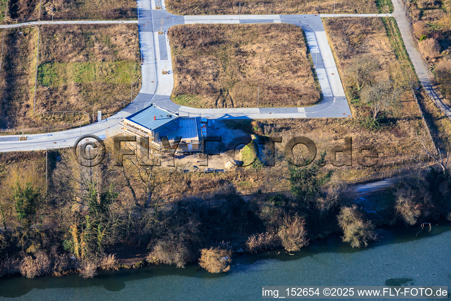 Nouvelle zone de développement entre Michelsbach et Fischmal à Leimersheim dans le département Rhénanie-Palatinat, Allemagne hors des airs