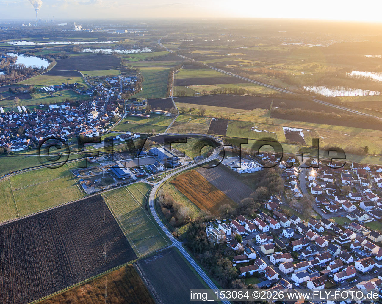 Vue aérienne de Erlenhof Neupotz à Neupotz dans le département Rhénanie-Palatinat, Allemagne