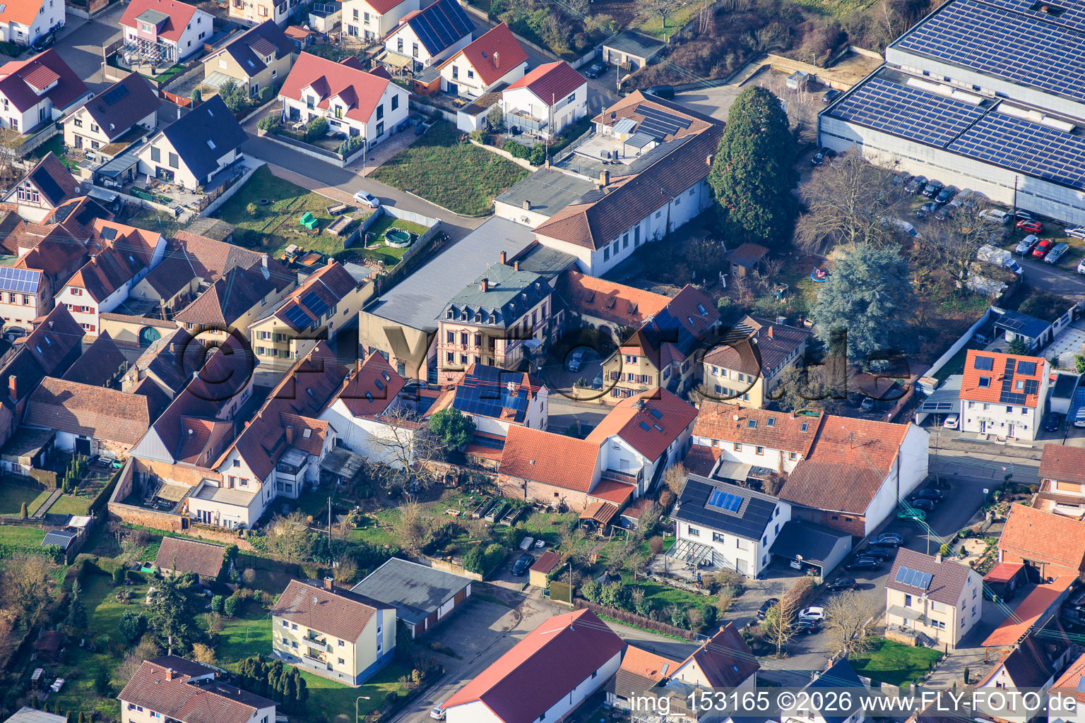 Vue aérienne de Dressez votre table vous-même - par Lilly et Faßschlubber Wine Shop à l'hôtel Villa Königsgarten à Siebeldingen dans le département Rhénanie-Palatinat, Allemagne