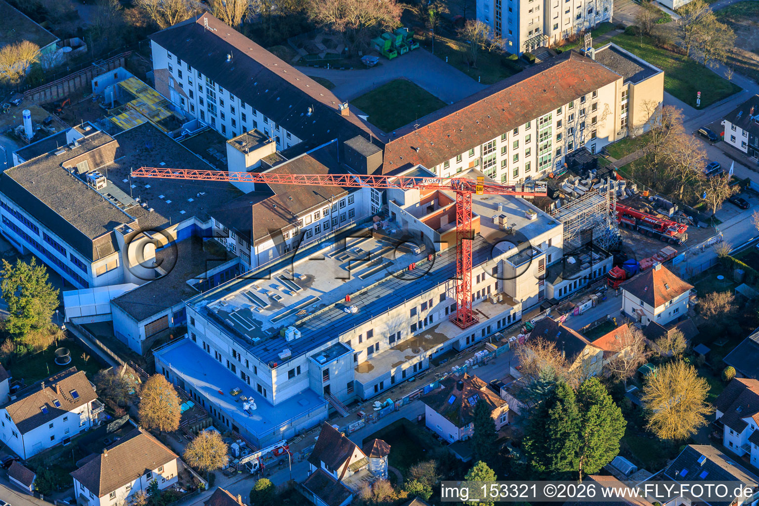 Vue d'oiseau de Chantier de construction pour l'agrandissement de l'Asklepios Südpfalzklinik Kandel à Kandel dans le département Rhénanie-Palatinat, Allemagne
