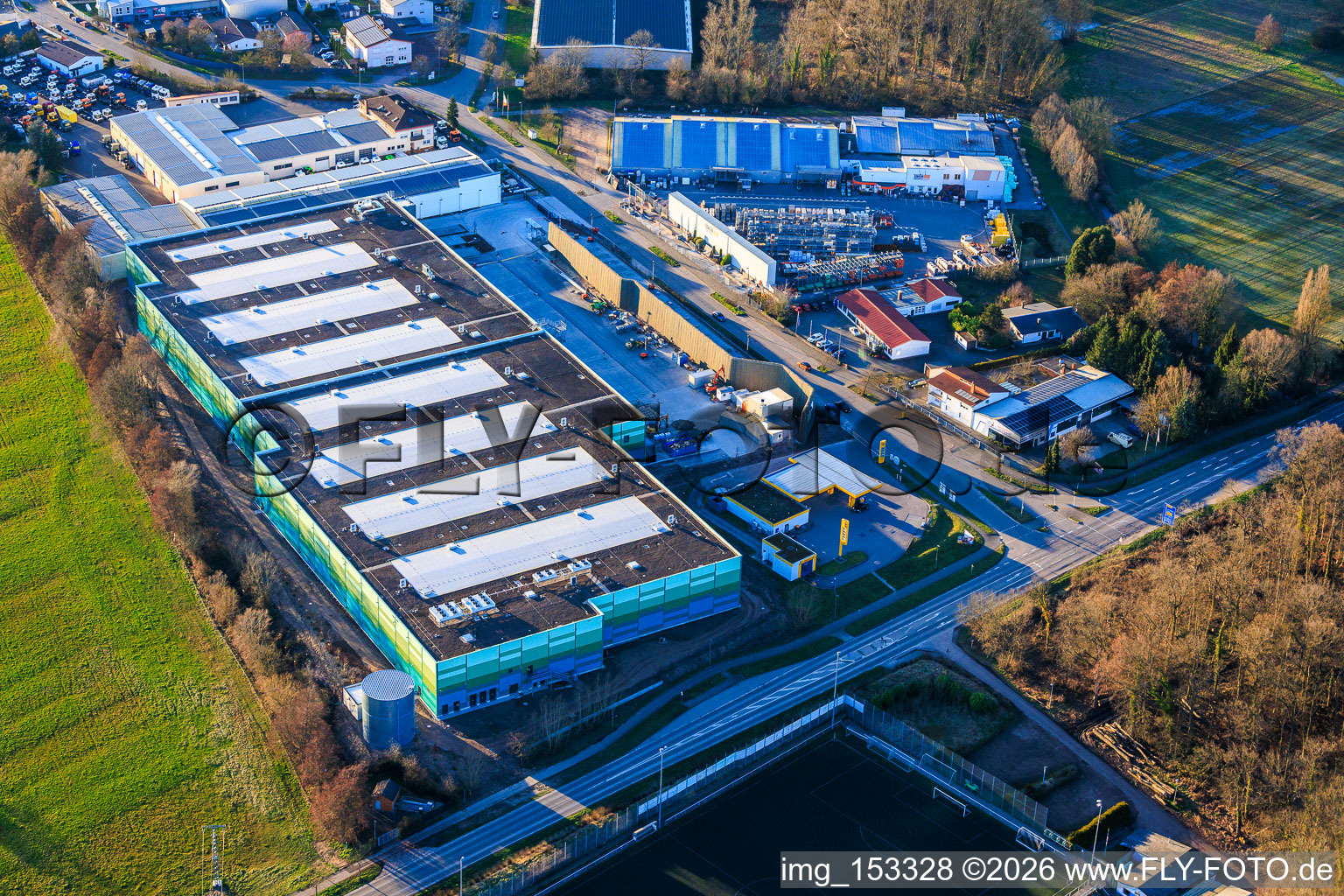 Bâtiment neuf presque achevé du parc logistique par HANSAINVEST et DFI-Real-Estate Kandel pour FRISCHEPLATTFORM SÜDWEST de Gemüsering Stuttgart GmbH à le quartier Minderslachen in Kandel dans le département Rhénanie-Palatinat, Allemagne vue d'en haut