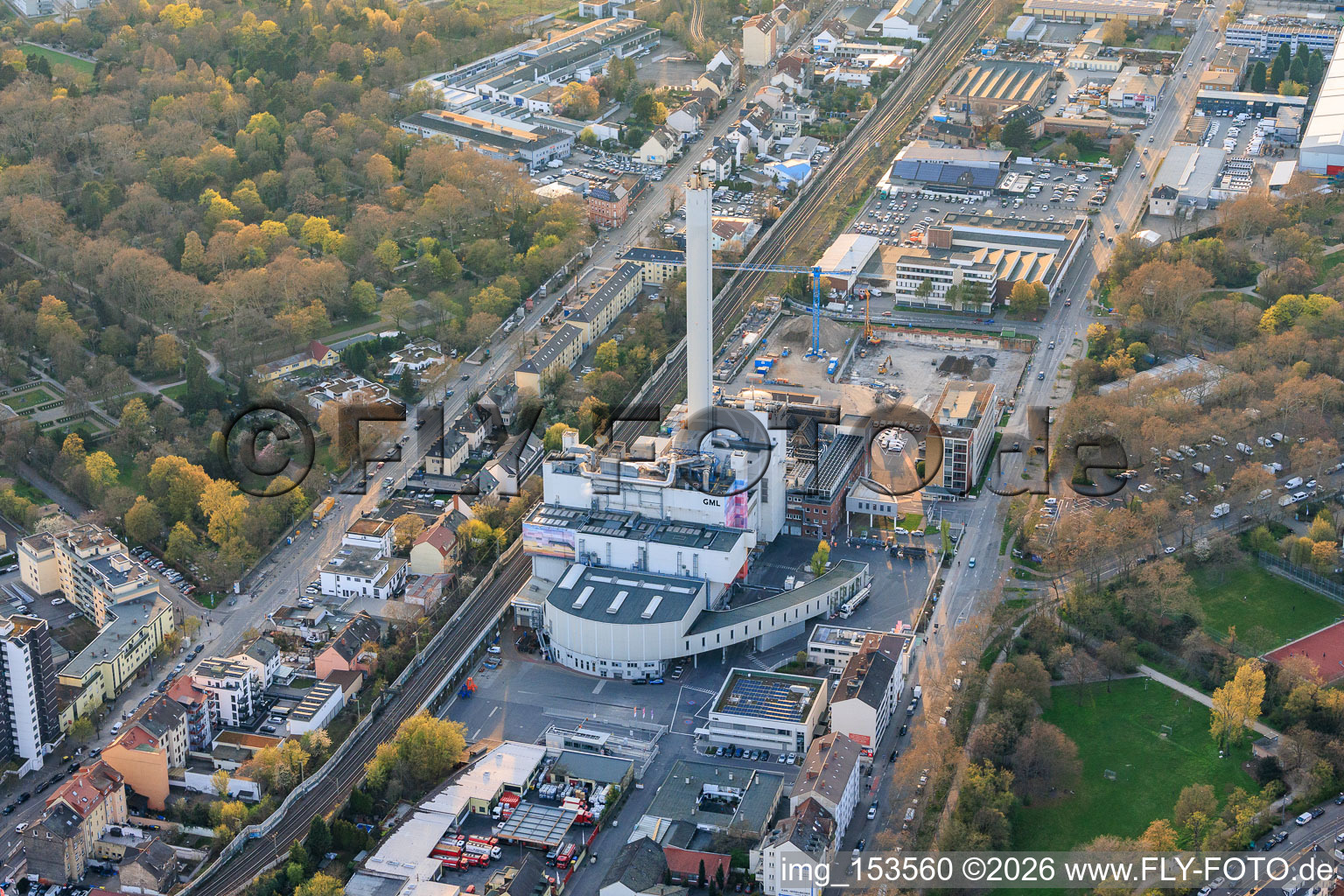Industriestr avec GML – Gemeinschafts-Müllheizkraftwerk Ludwigshafen GmbH à le quartier Hemshof in Ludwigshafen am Rhein dans le département Rhénanie-Palatinat, Allemagne