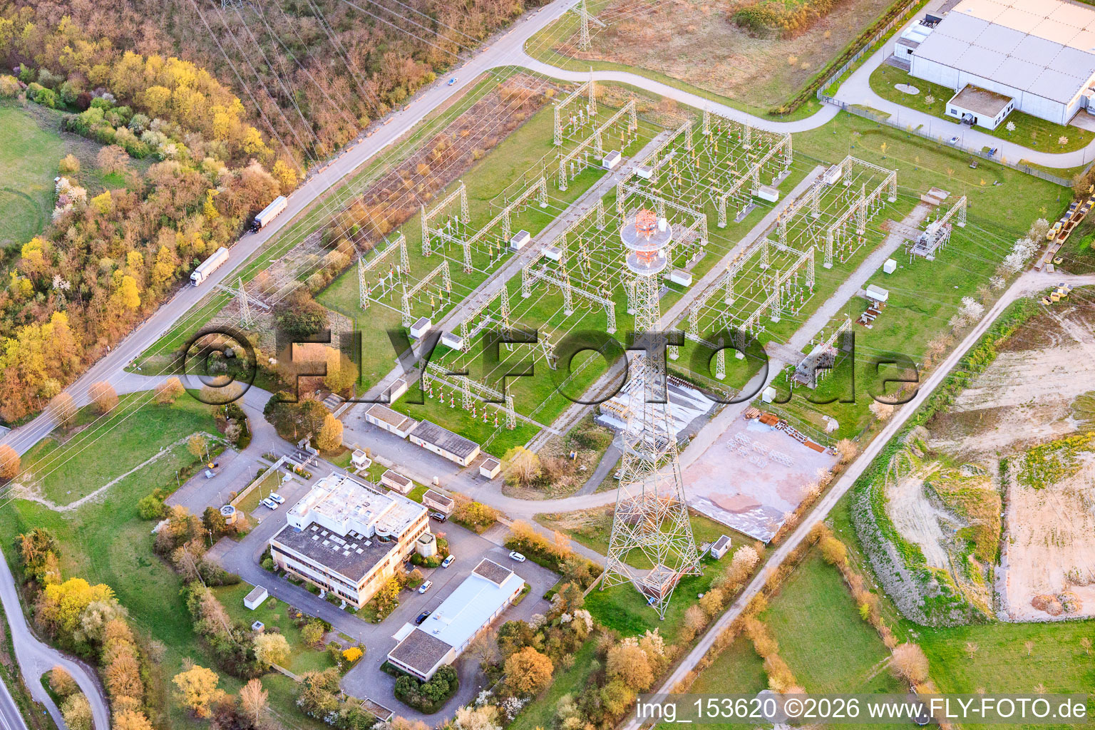 Sous-station Pfalzwerke Netz AG à Schlichtgraben à Mutterstadt dans le département Rhénanie-Palatinat, Allemagne