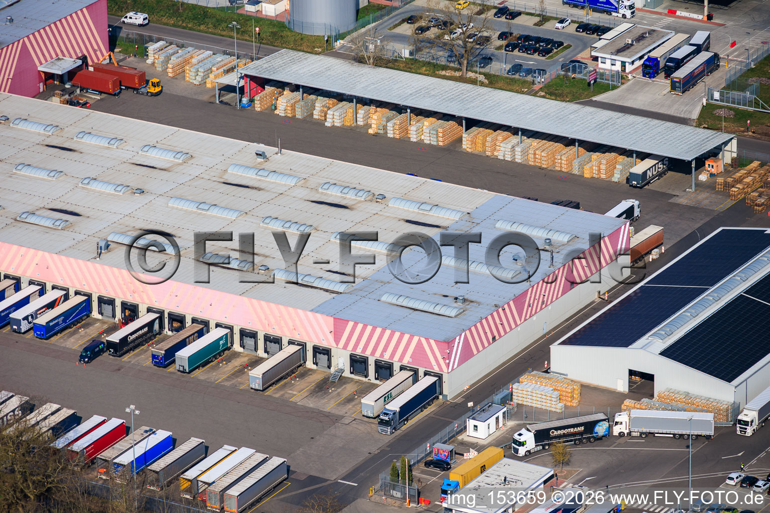 Centre logistique HORNBACH Essingen I à le quartier Dreihof in Essingen dans le département Rhénanie-Palatinat, Allemagne