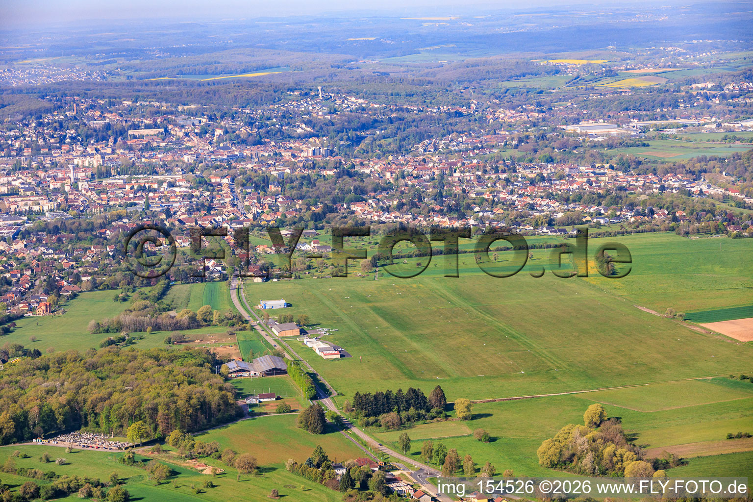 Terrain de vol à voile de Sarreguemines - Neunkirch à Frauenberg dans le département Moselle, France