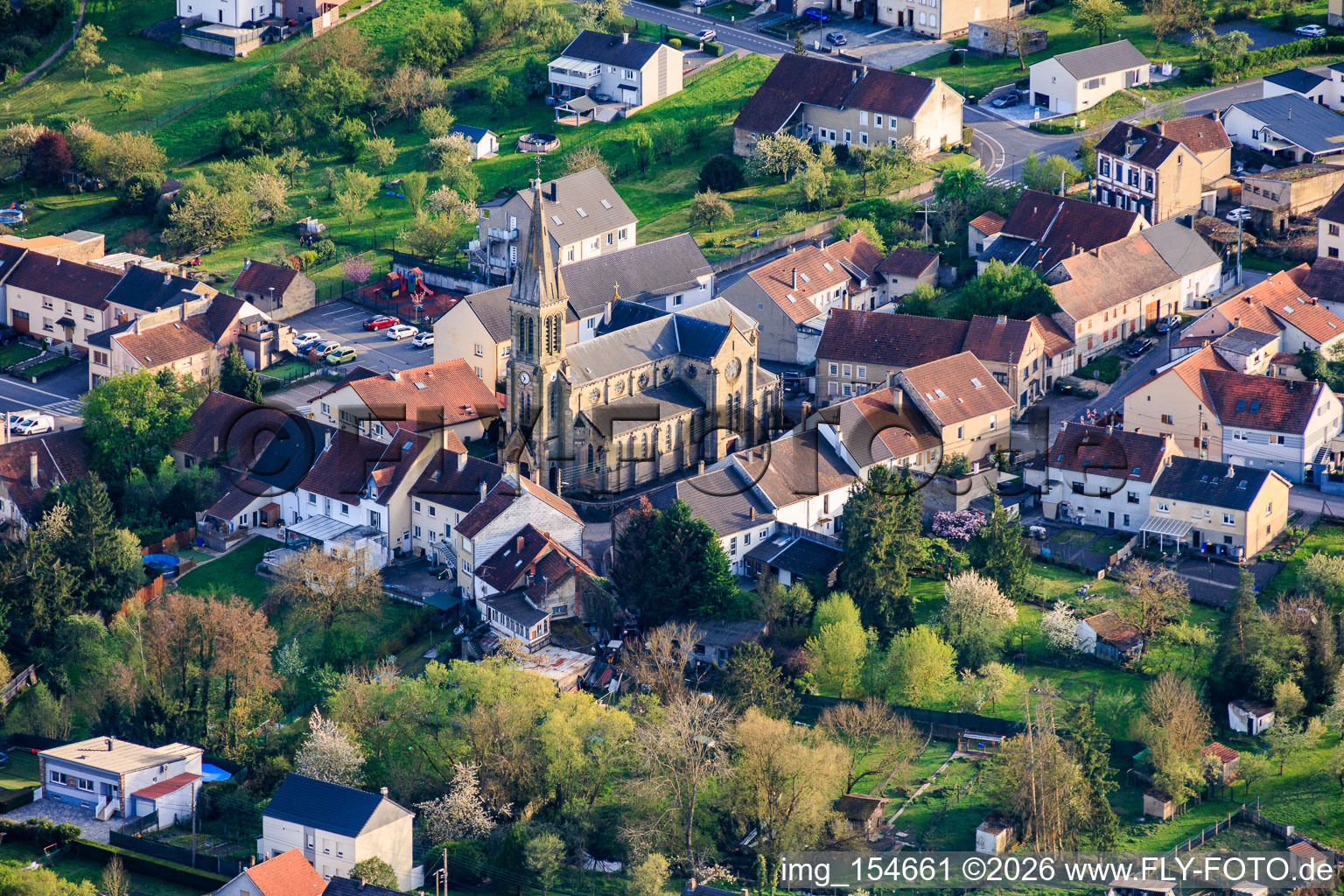 Église Saint-Denis à Farschviller dans le département Moselle, France
