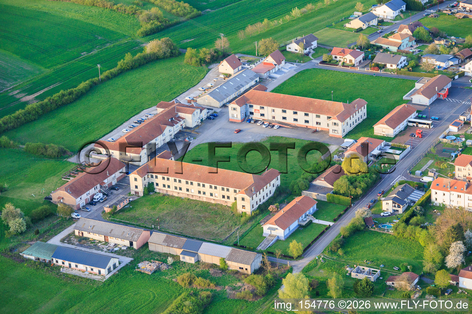 Rue des Roses à Leyweiler dans le département Moselle, France