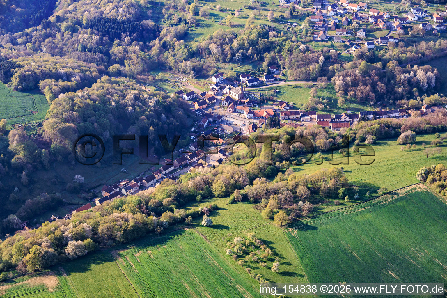 Du nord à Hottviller dans le département Moselle, France