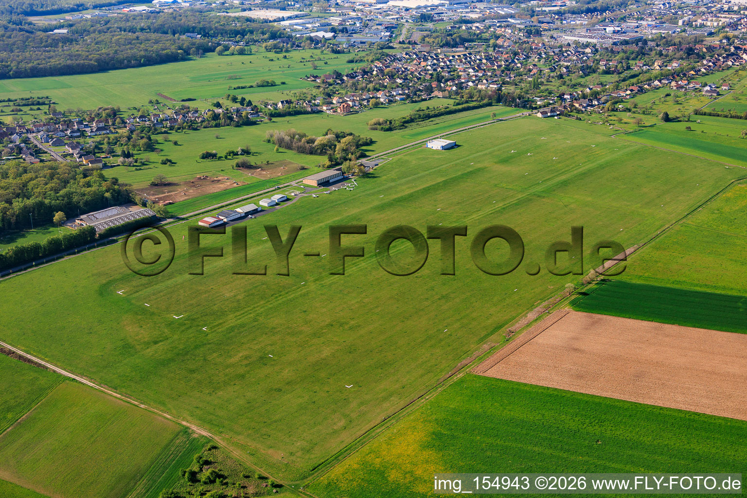 Terrain de vol à voile de Sarreguemines - Neunkirch à Frauenberg dans le département Moselle, France