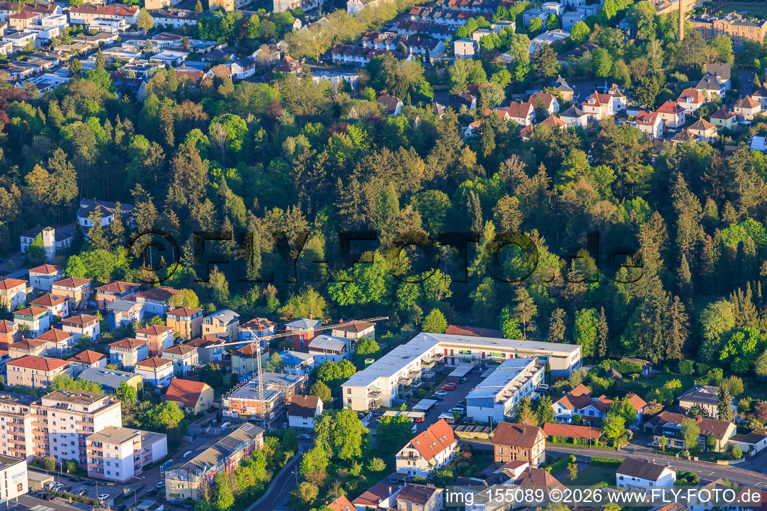 Annweilerstraße au cimetière principal à Landau in der Pfalz dans le département Rhénanie-Palatinat, Allemagne