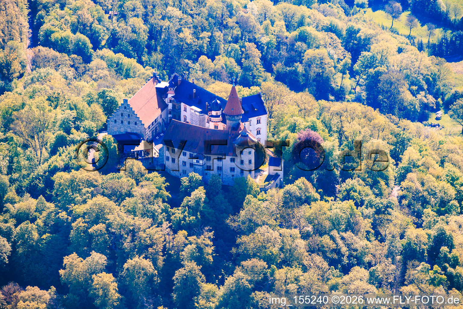 Musée du château allemand Veste Heldburg avec restaurant, café, salle de réception et chapelle du château - Lumière franconienne à Heldburg dans le département Thuringe, Allemagne