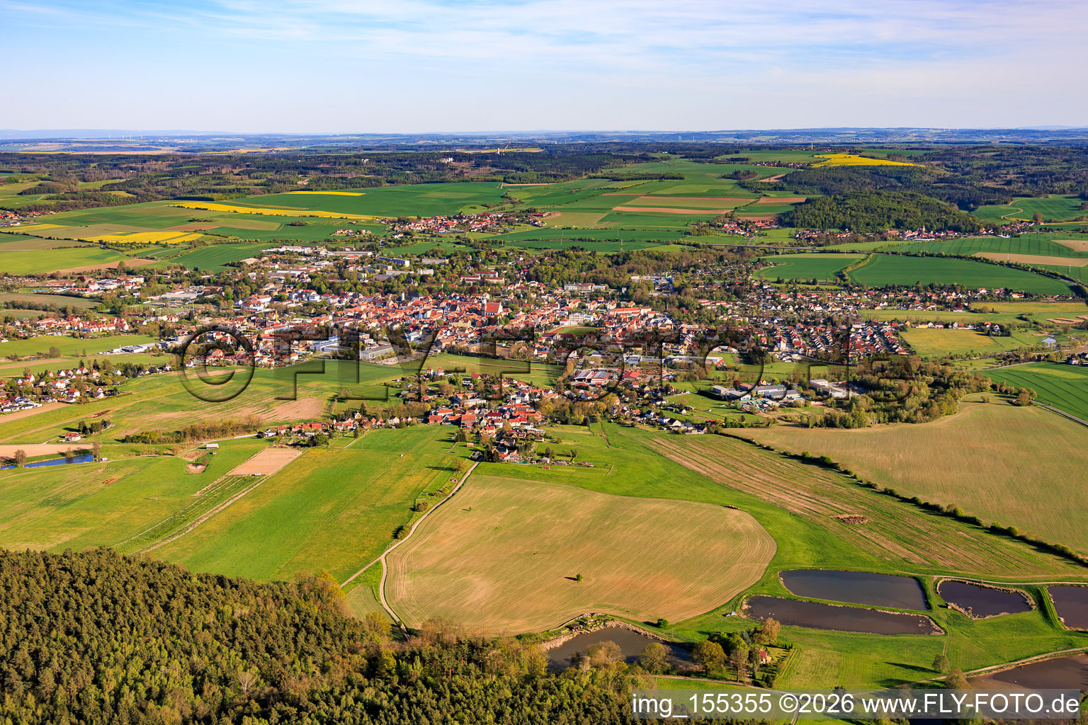 Vue de la ville depuis le nord à Neustadt an der Orla dans le département Thuringe, Allemagne