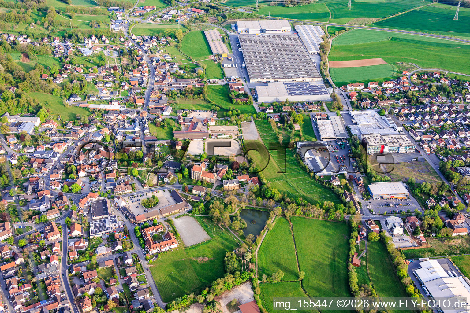 Aperçu des sites de l'ouest, y compris Maschinen-Grupp GmbH - Site Sonnefeld à Sonnefeld dans le département Bavière, Allemagne