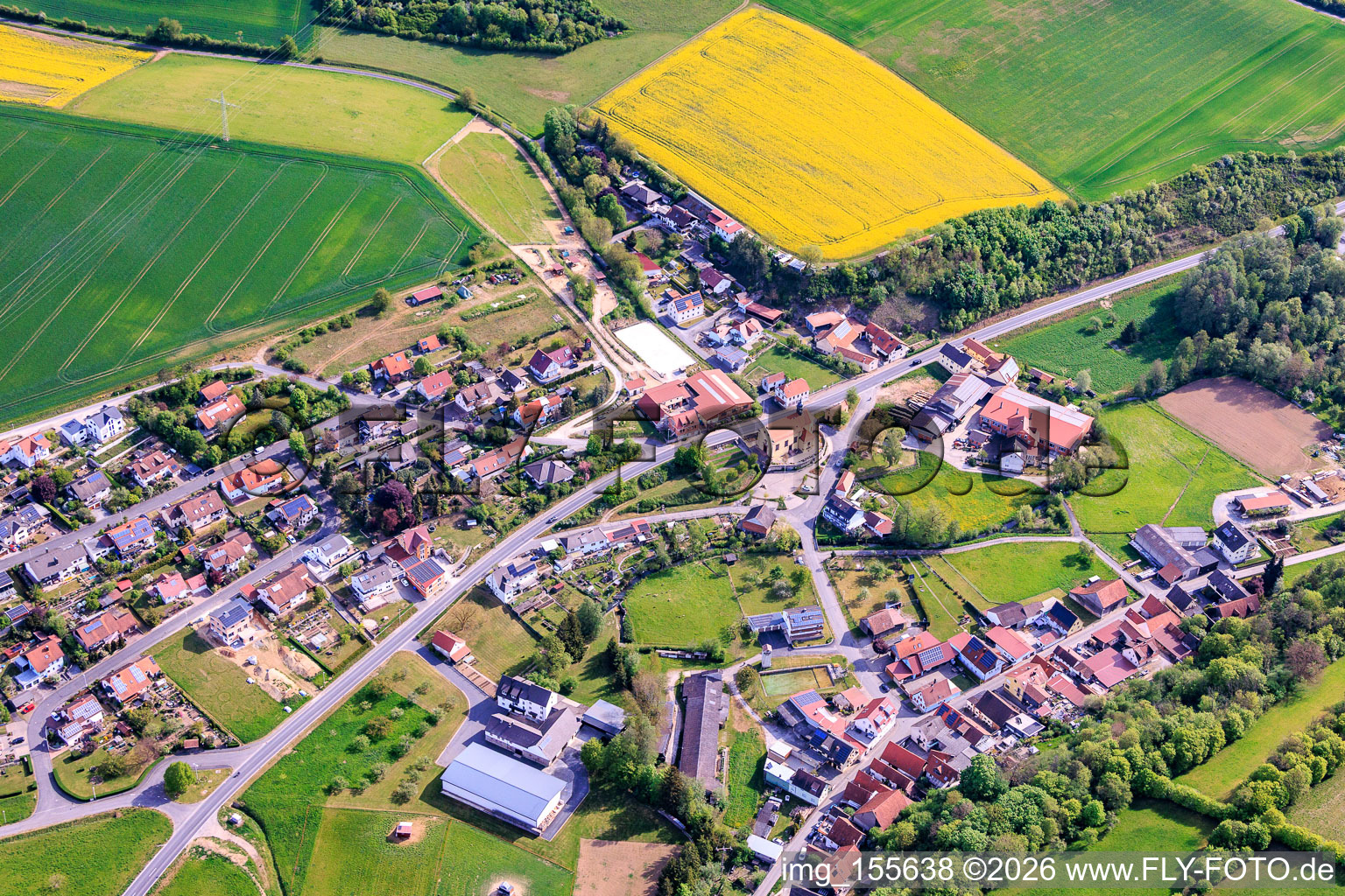 Du sud-ouest à le quartier Münster in Eußenheim dans le département Bavière, Allemagne