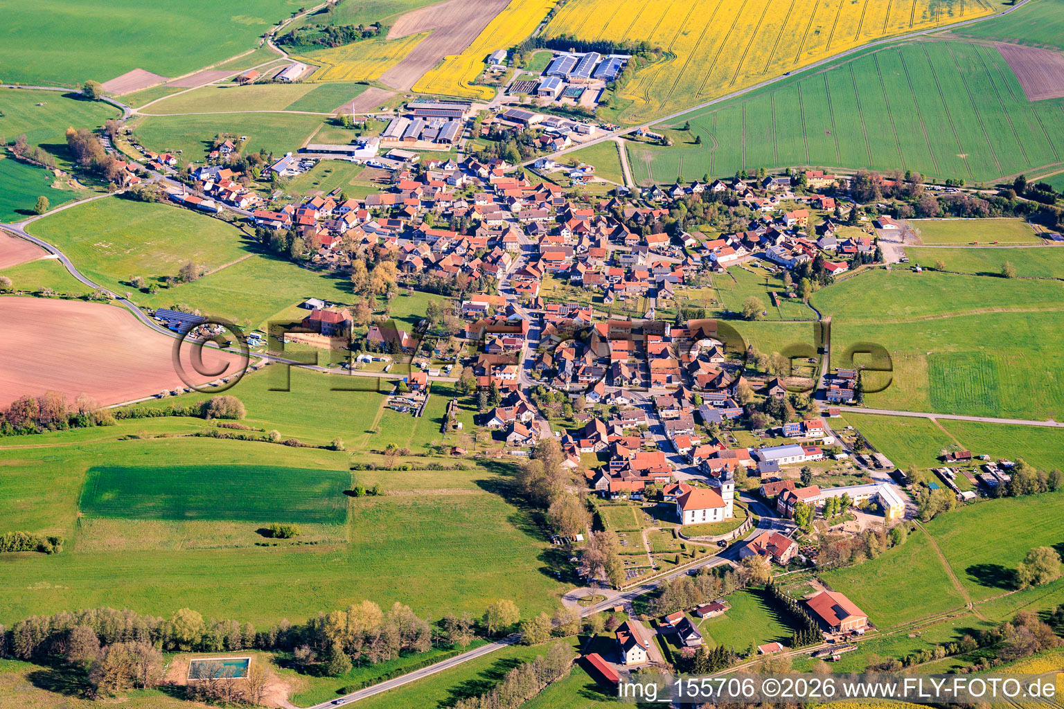 Du sud à le quartier Hellingen in Heldburg dans le département Thuringe, Allemagne