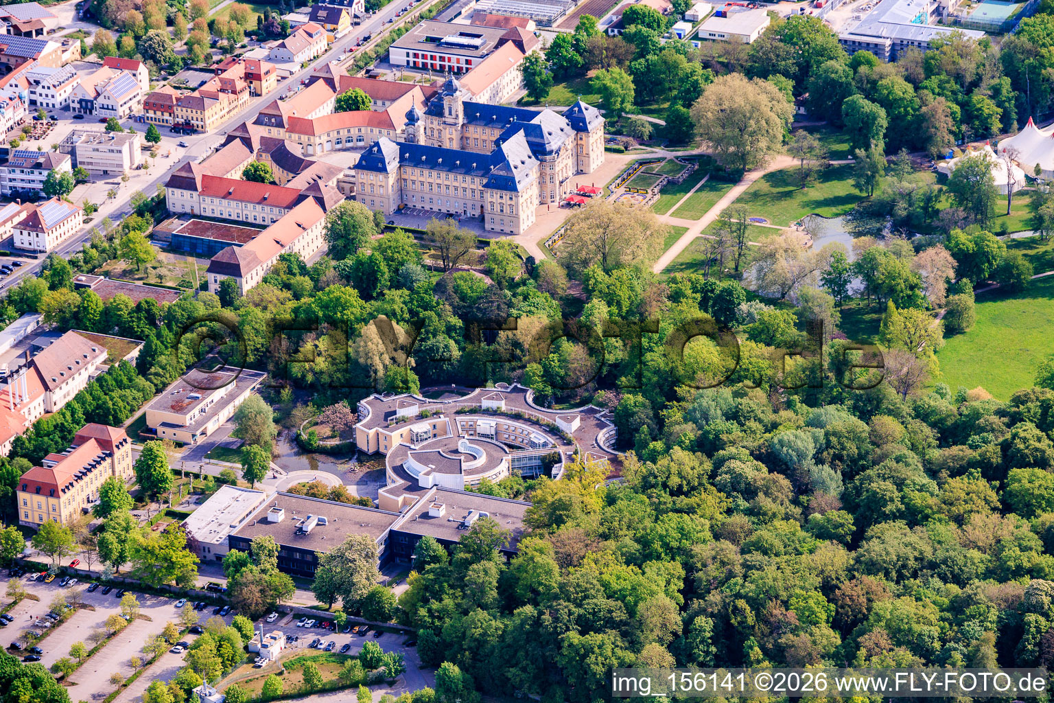 Hôpital de psychiatrie, de psychothérapie et de médecine psychosomatique Castle Werneck et Hôpital orthopédique Castle Werneck à Werneck dans le département Bavière, Allemagne