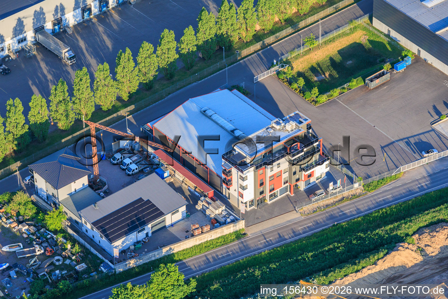 Hôtel Victoria Interpark et bâtiment Helwich à Offenbach an der Queich dans le département Rhénanie-Palatinat, Allemagne