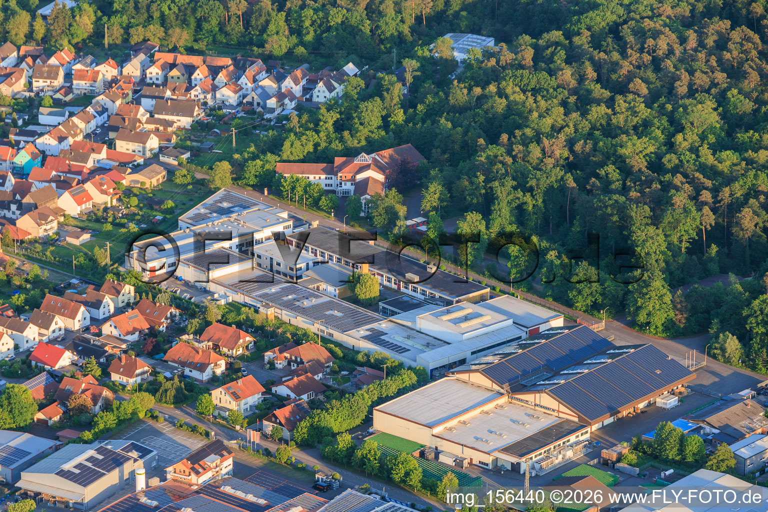 Site de production de l'entreprise insolvable Eichenauer à Hatzenbühl dans le département Rhénanie-Palatinat, Allemagne