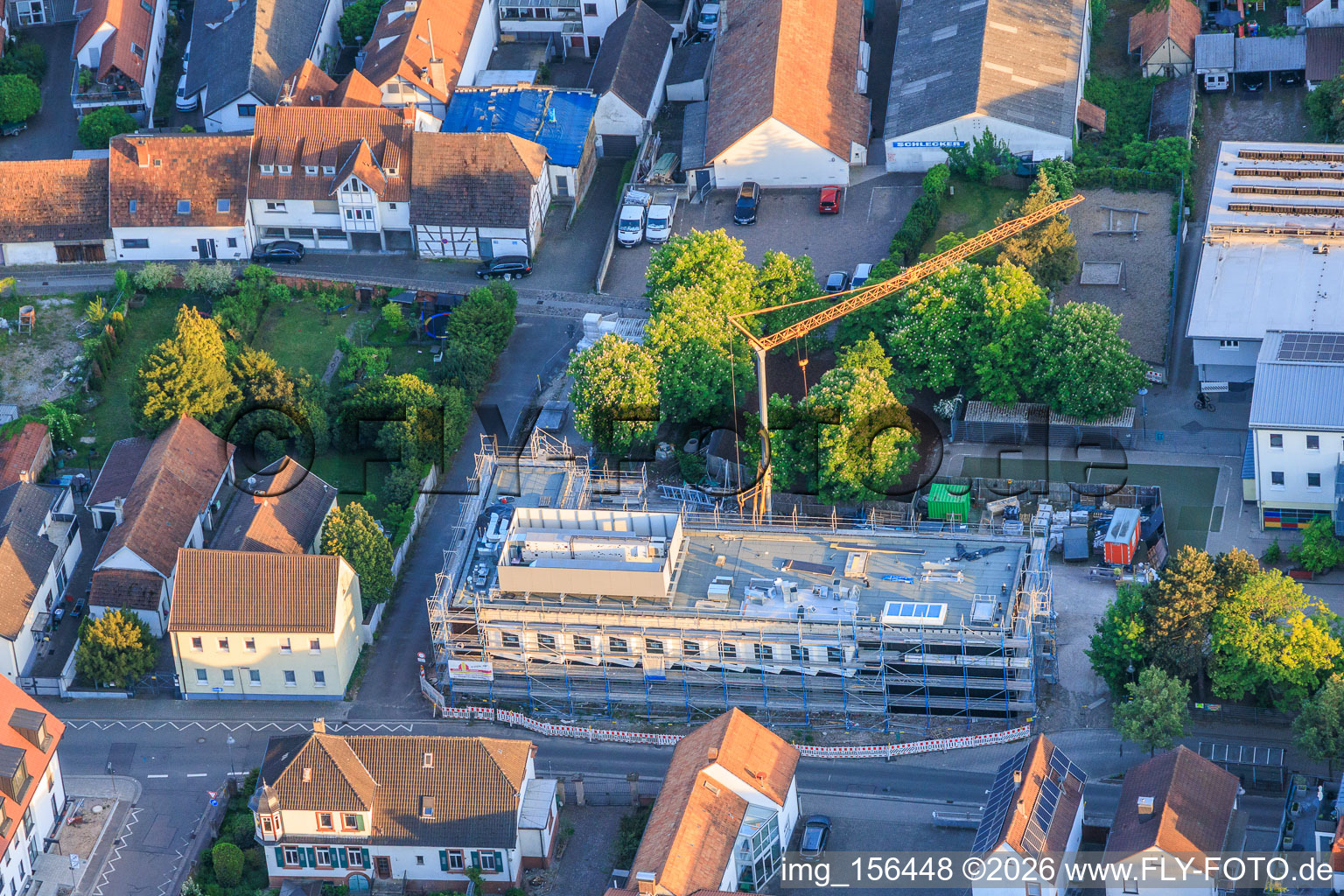 Chantier de construction de la nouvelle cafétéria de l'école primaire Ludwig-Riedinger à Kandel dans le département Rhénanie-Palatinat, Allemagne
