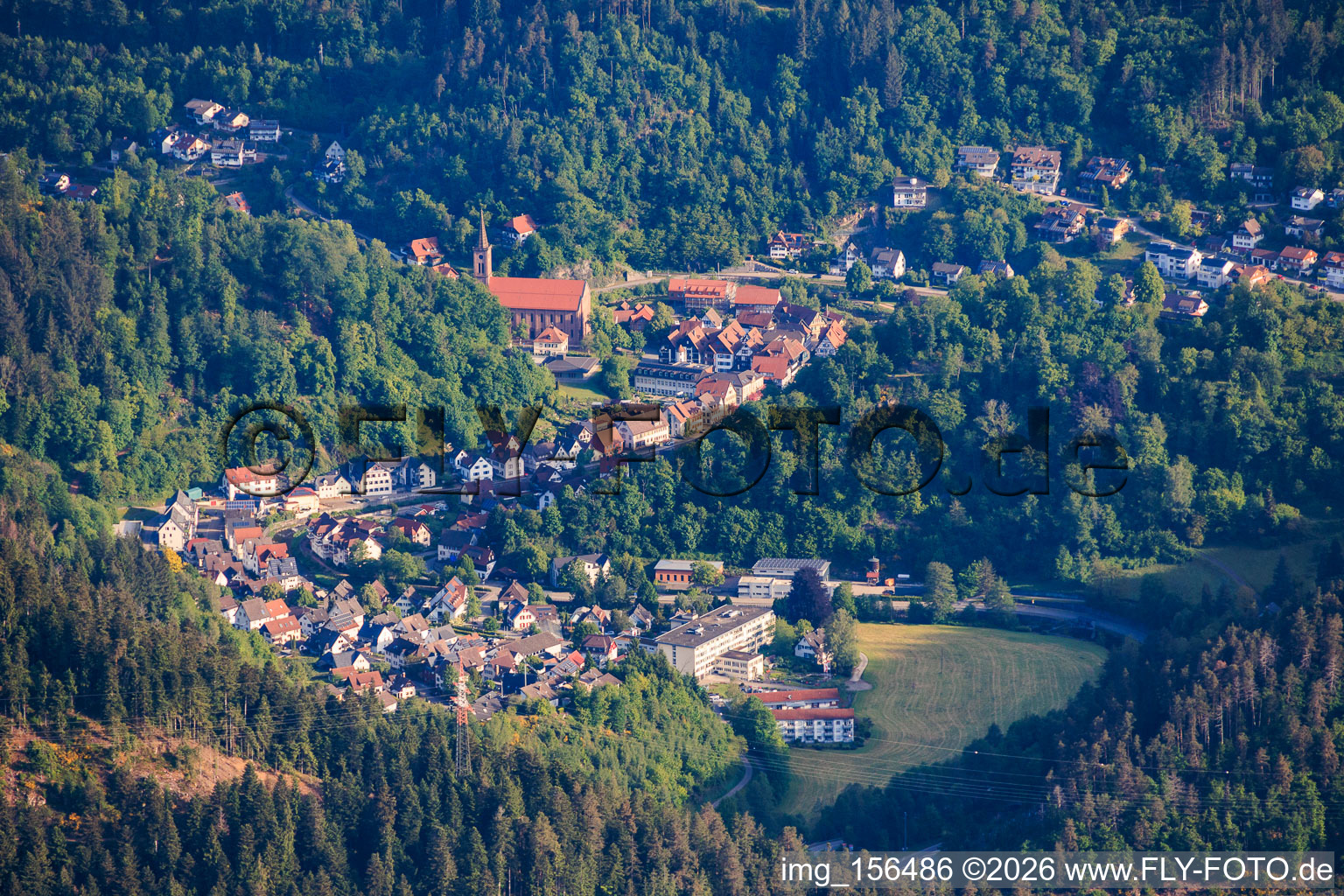 Du sud à Schiltach dans le département Bade-Wurtemberg, Allemagne