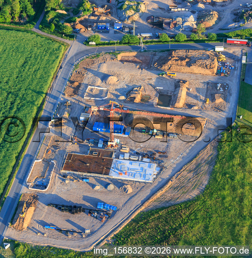 Zone de construction du nouveau campus X2E pour les bâtiments administratifs et de production à Rohrbach dans le département Rhénanie-Palatinat, Allemagne