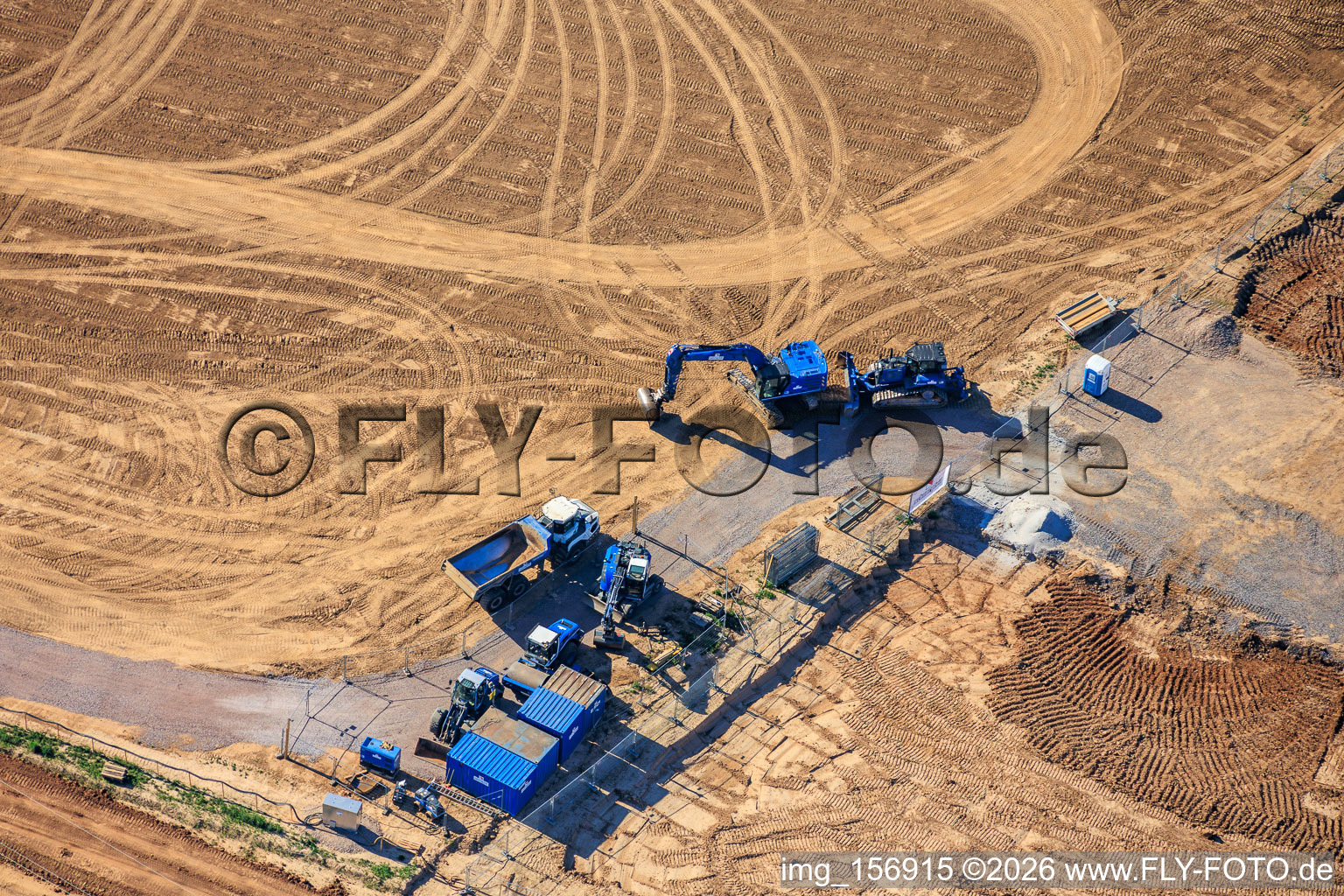 Parc industriel D12 avec chantier de construction d'une centrale géothermique et d'un poste de transformation par Vulcan à Landau in der Pfalz dans le département Rhénanie-Palatinat, Allemagne