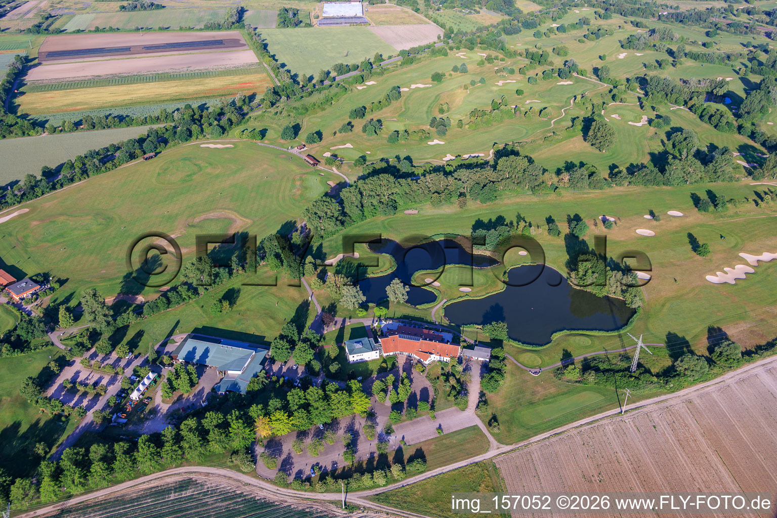 Golfpark Kurpfalz vu de l'est à Limburgerhof dans le département Rhénanie-Palatinat, Allemagne