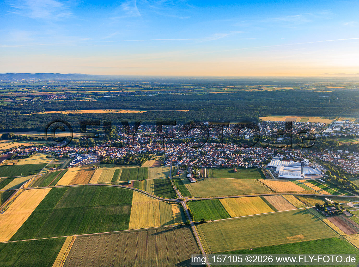 Du sud à Bellheim dans le département Rhénanie-Palatinat, Allemagne
