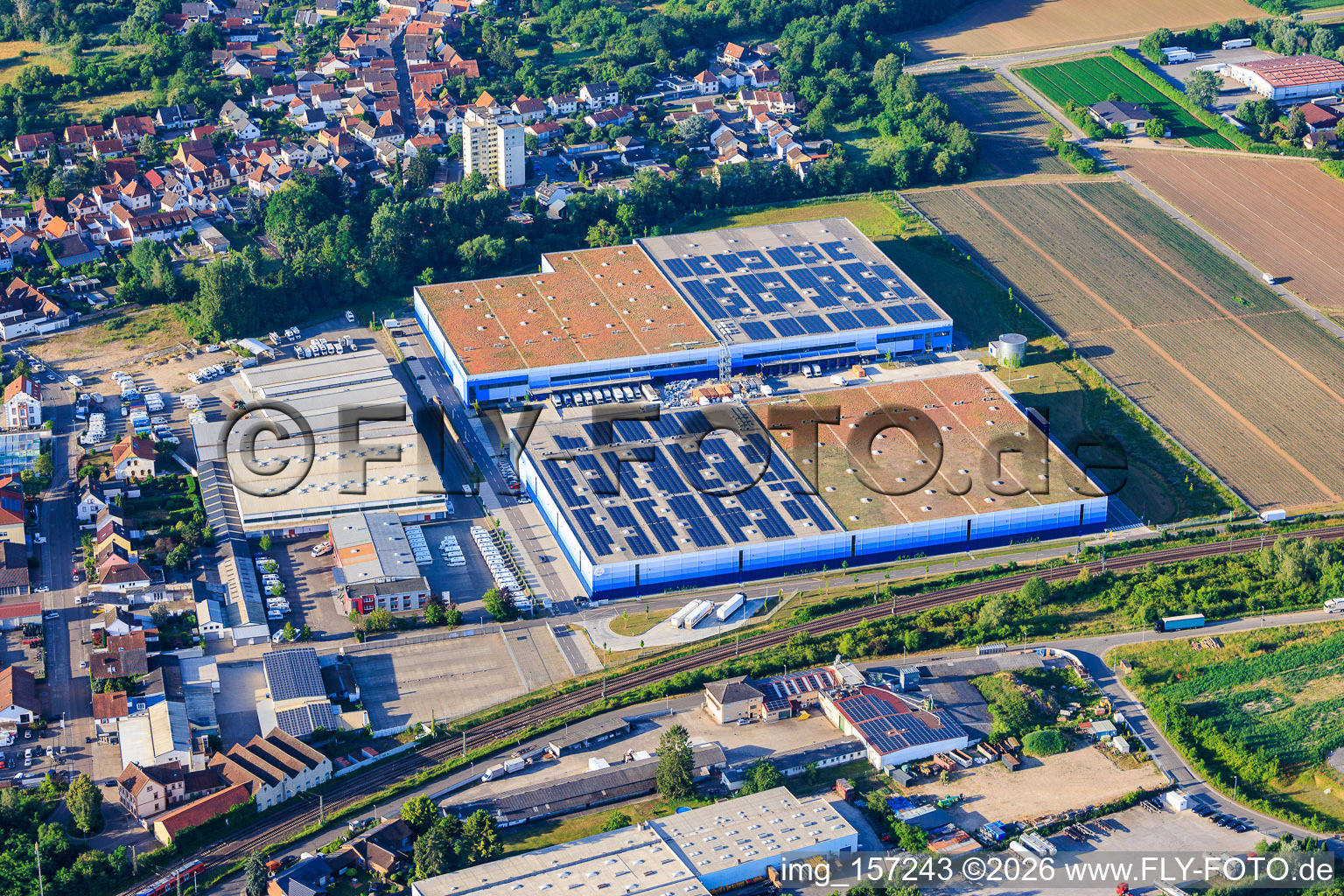4PX MHGA express GmbH à Ketzerweg à Schifferstadt dans le département Rhénanie-Palatinat, Allemagne