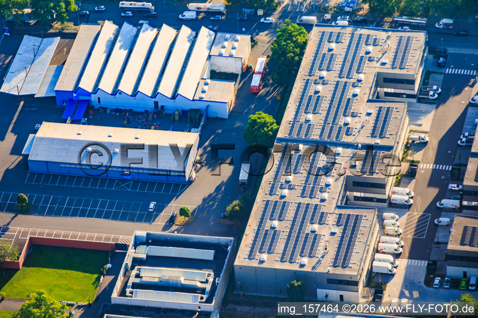 Beegy GmbH et METRO Mannheim à le quartier Neckarau in Mannheim dans le département Bade-Wurtemberg, Allemagne