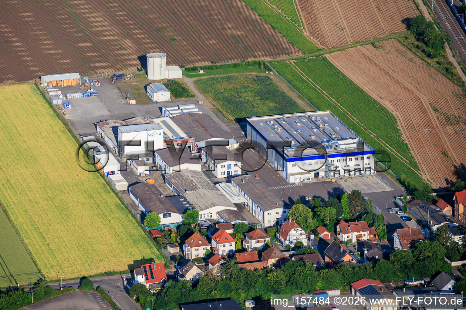 Südwest Lacke+Farben GmbH & Co KG à le quartier Böhl in Böhl-Iggelheim dans le département Rhénanie-Palatinat, Allemagne
