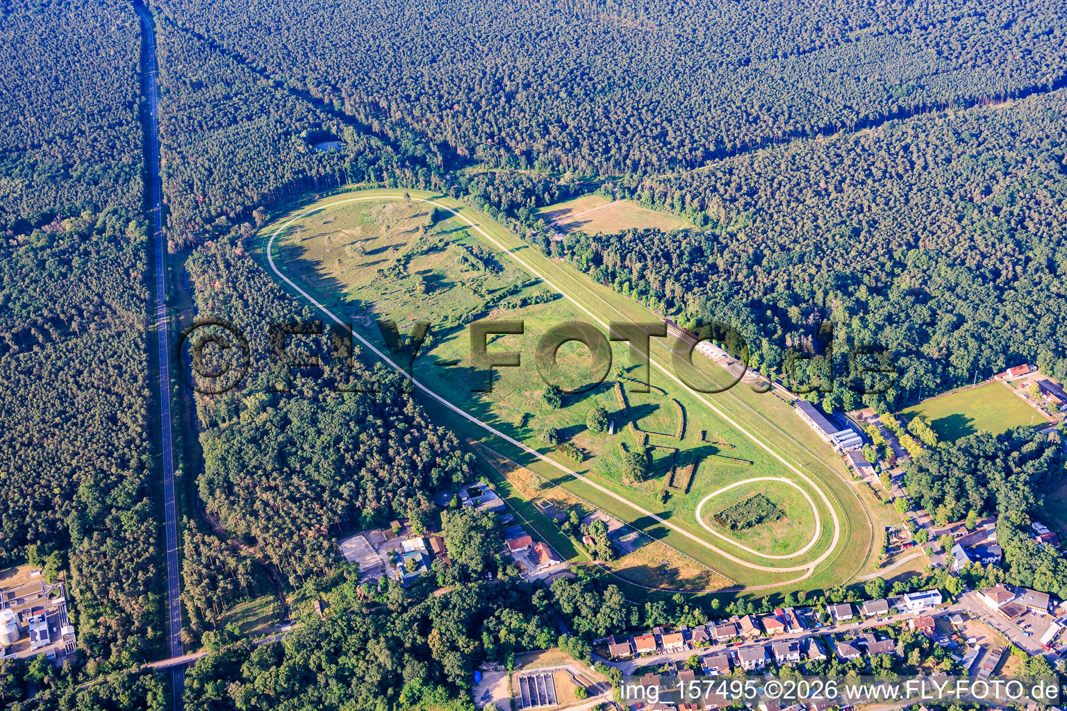 Hippodrome du Palatinat Racing Club Haßloch eV à Haßloch dans le département Rhénanie-Palatinat, Allemagne